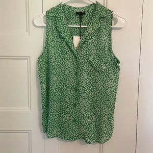 Who what wear green button up tank top